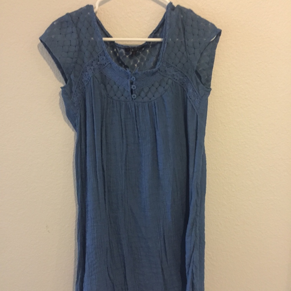 Blue dress
